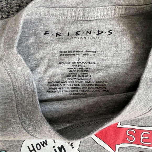 Friends Central Perk Long Sleeve Shirt - Picture 4 of 4